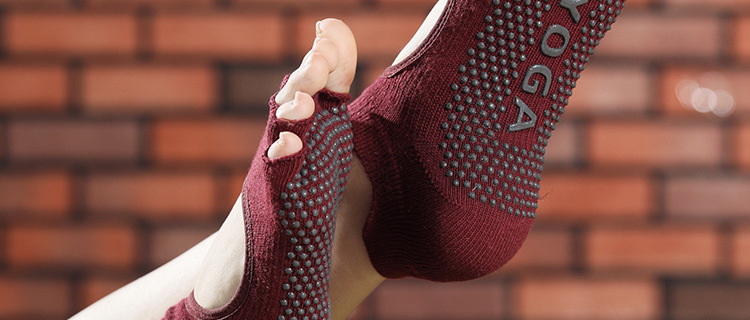 Non-Slip Yoga Socks Toe Socks Sports Professional Pilates Socks Open Toe Back High Quality Silicone Foreign Trade Set Logo