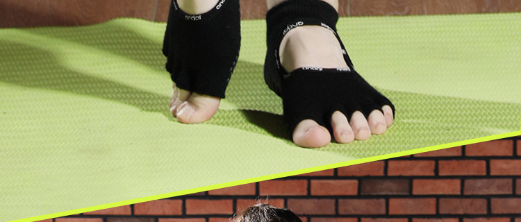 Non-Slip Yoga Socks Toe Socks Sports Professional Pilates Socks Open Toe Back High Quality Silicone Foreign Trade Set Logo