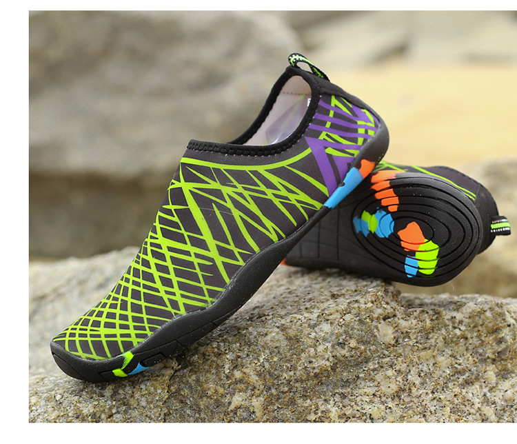 Outdoor Shoes Wading Shoes Sports Beach Shoes Upstream Shoes Diving Non-Slip Swimming Shoes Treadmill Shoes Barefoot Skin-Friendly Shoes