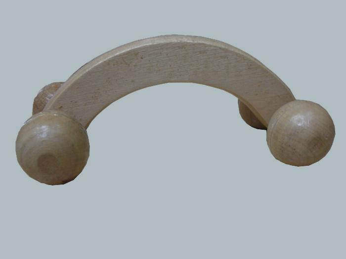Wooden roller Massager four wheel Massager