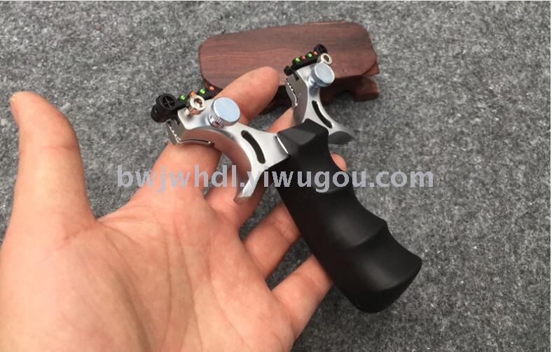 New fast pressure slingshot after the dragon feel wang flat skin slingshot precise light fast pressure slingshot