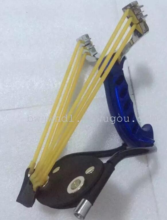 Wholesale new slingshot with red and blue Zero fighter arm support sniper bow outdoor shooting