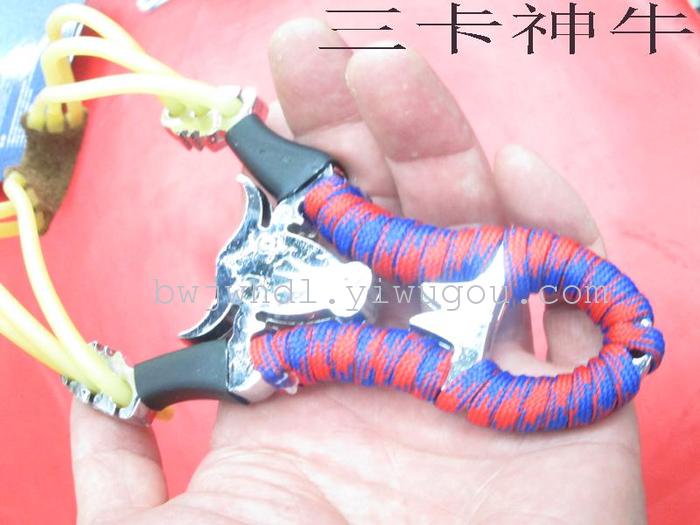 Wholesale and retail outdoor martial arts shooting toy three card kamis slingshot Wholesale and retail outdoor martial arts shooting toy three card kamis slingshot
