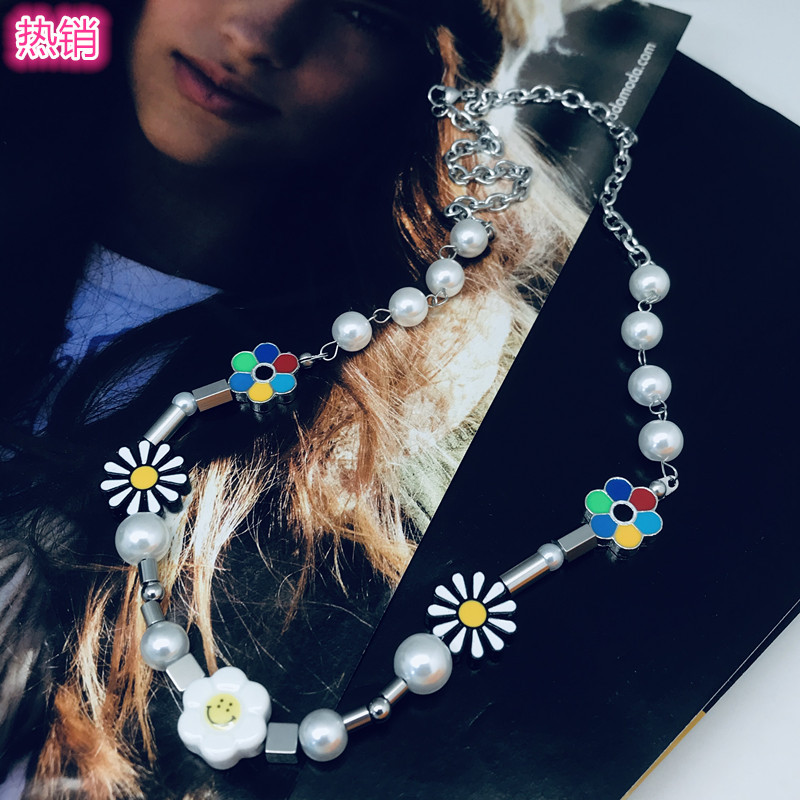 National Fashion Hip Hop Style Duan Yien Same Style Smiley Face Daisy Anti-war SUNFLOWER Pearl Necklace Men&#039;s and Women&#039;s Necklaces Accessories