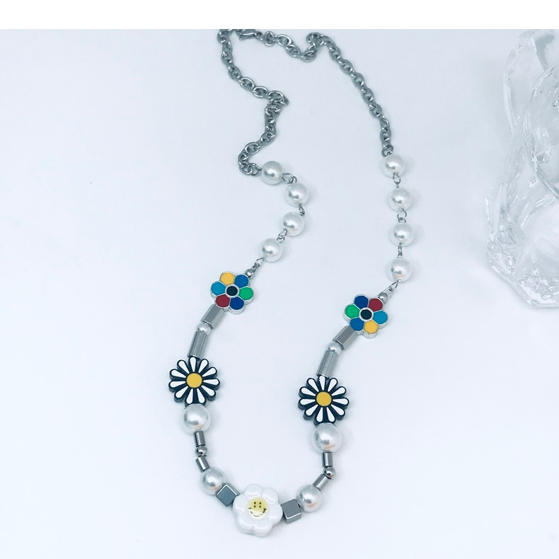 National Fashion Hip Hop Style Duan Yien Same Style Smiley Face Daisy Anti-war SUNFLOWER Pearl Necklace Men's and Women's Necklaces Accessories