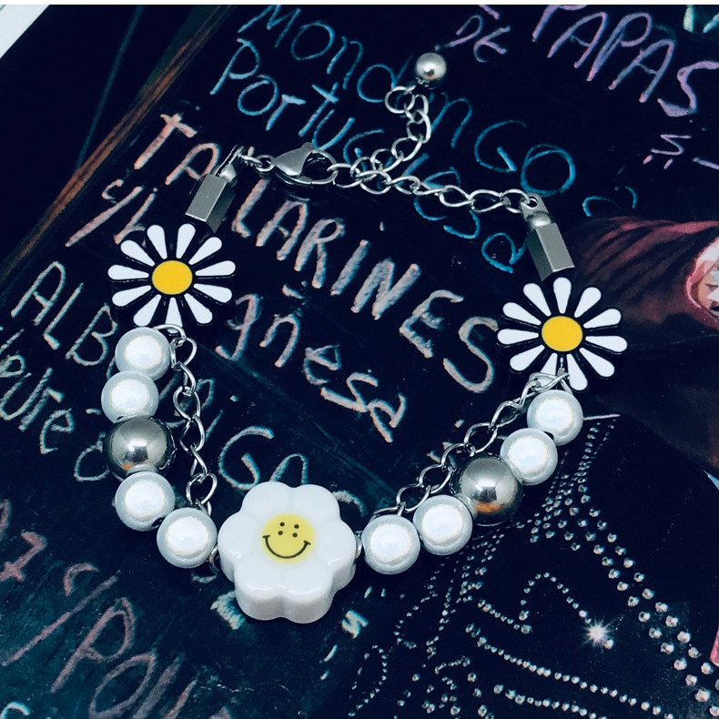 National Fashion Hip Hop Style Duan Yien Same Style Smiley Face Daisy Anti-war SUNFLOWER Pearl Necklace Men's and Women's Necklaces Accessories