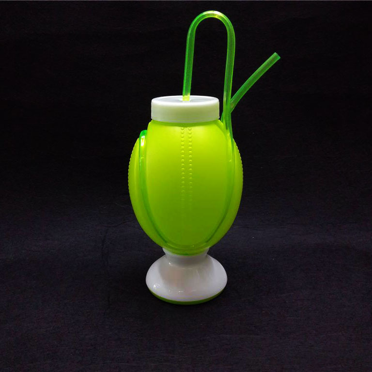 Creative rugby shaped straw cup ball wound straw cup bar party baseball shaped suction kettle rs - 2989