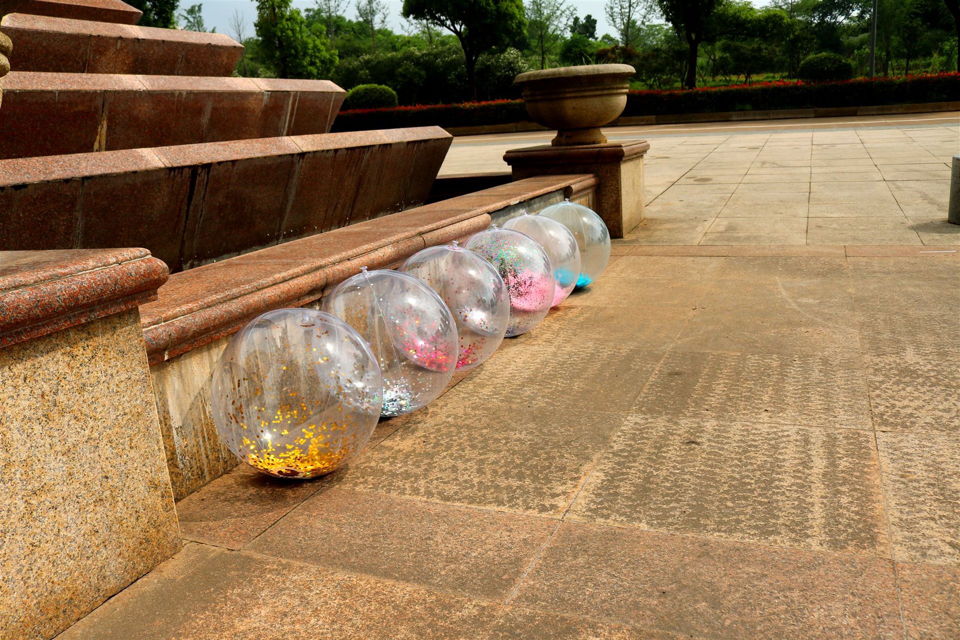 Cross-Border Hotline Ins Hot Sale Internet Celebrity Inflatable Transparent Feather Beach Ball PVC Ball Water Beach Toys
