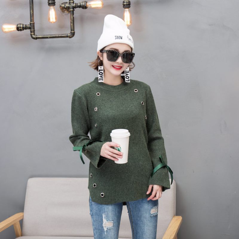 Han edition qiu dong new round knit sweater female punches lace-up cuff loose bottom unlined upper garment Han edition qiu dong new round knit sweater female punches lace-up cuff loose bottom unlined upper garment