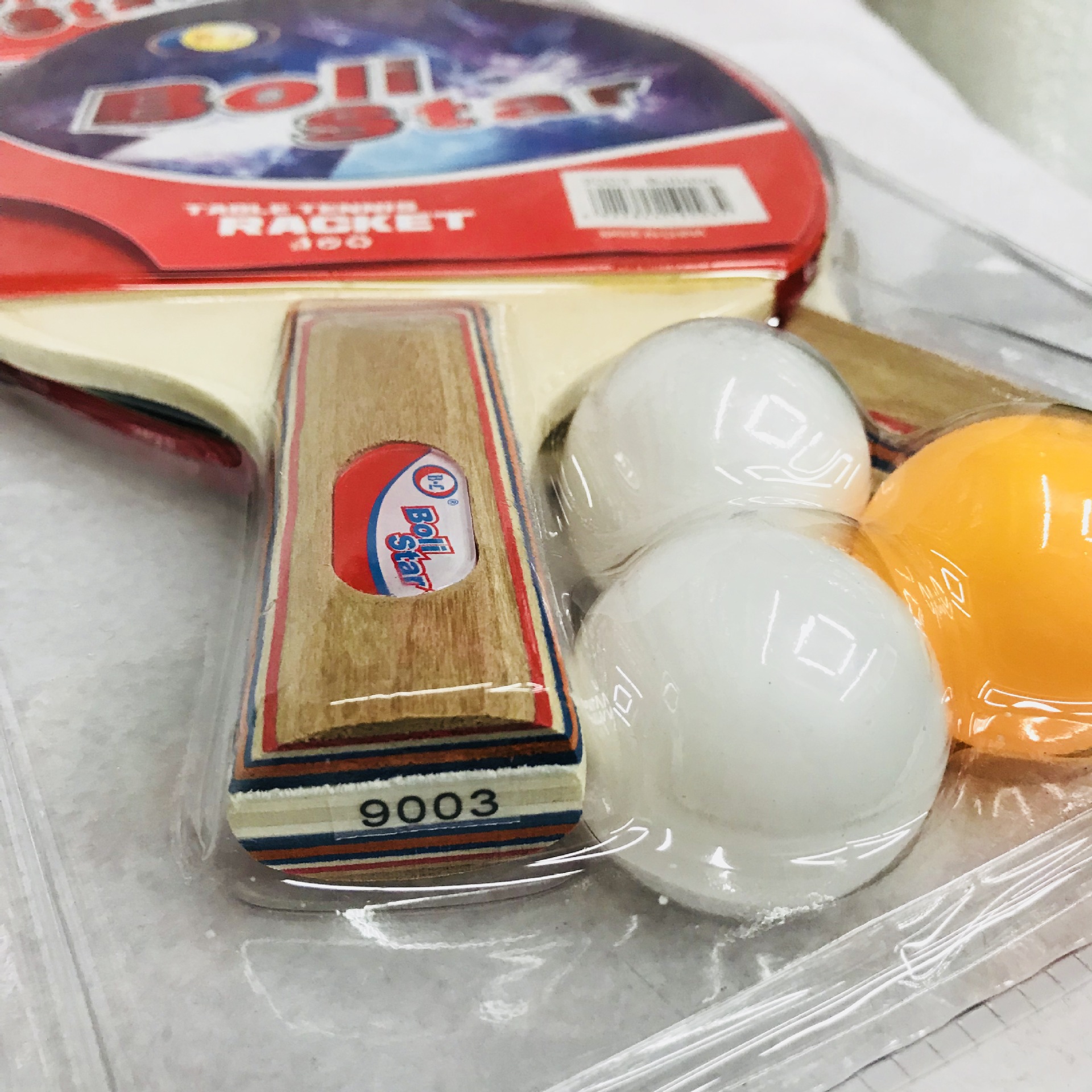 The factory direct sale of the prince of the prince's table tennis 9003 color handle is the two - shot three ball of The factory direct sale of the prince of the prince's table tennis 9003 color handle is the two - shot three ball of