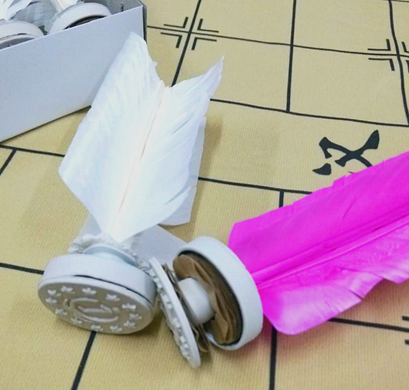 Xinjian Brand Taicang 306 Shuttlecock Taicang Shuttlecock Student Shuttlecock Competition Training Shuttlecock White Pink Xinjian Brand Taicang 306 Shuttlecock Taicang Shuttlecock Student Shuttlecock Competition Training Shuttlecock White Pink