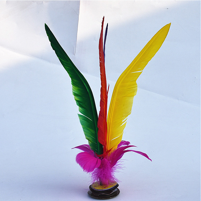 Shuttlecock Feather Children&#039;s Factory Four-Feather Colorful Goose Feather for Fitness Shuttlecock Big Flower Shuttlecock Fixed Logo Manufacturer