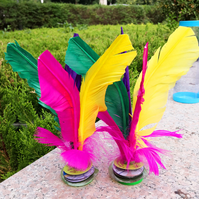 Shuttlecock Feather Children&#039;s Factory Four-Feather Colorful Goose Feather for Fitness Shuttlecock Big Flower Shuttlecock Fixed Logo Manufacturer
