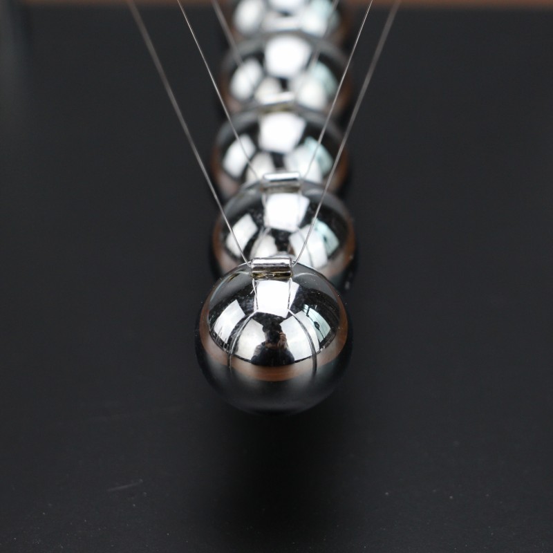 Solid Wood Base Metal Newton Swing Ball a Regional Name for Billiards Bumperball Home Office Decorations Decoration Business Gift