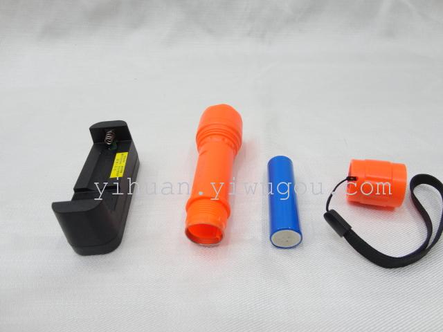 Ai Gefei lithium batteries waterproof plastic small flashlight LED flashlight emergency flashlight camping light Ai Gefei lithium batteries waterproof plastic small flashlight LED flashlight emergency flashlight camping light