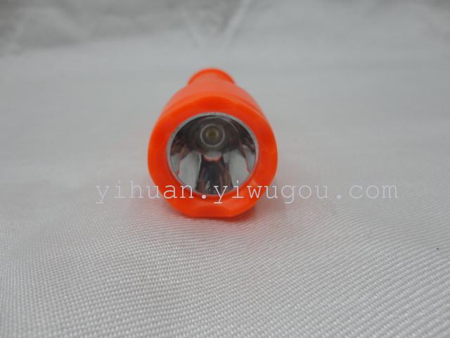 Ai Gefei lithium batteries waterproof plastic small flashlight LED flashlight emergency flashlight camping light Ai Gefei lithium batteries waterproof plastic small flashlight LED flashlight emergency flashlight camping light