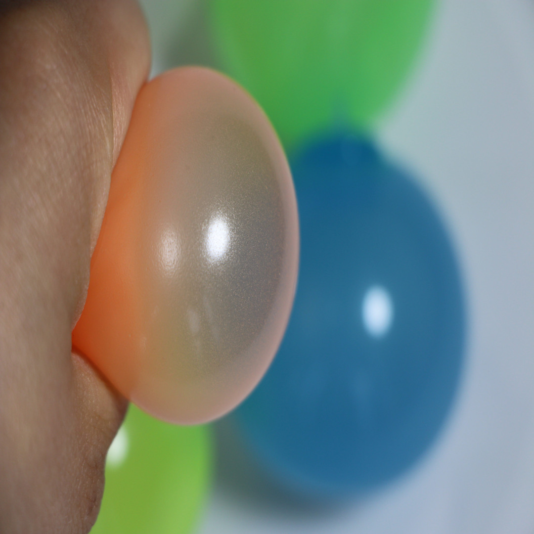 Tiktok Luminous Sticky Ball Sticky Wall Decompression Vent Ball TPR Interactive Ceiling Ball Children Darts Sticky Ball Toys