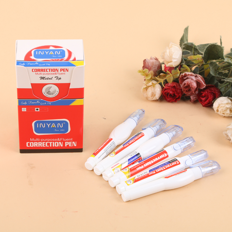Correction fluid students learn office correction liquid steel head modification liquid non-toxic quick drying type.
