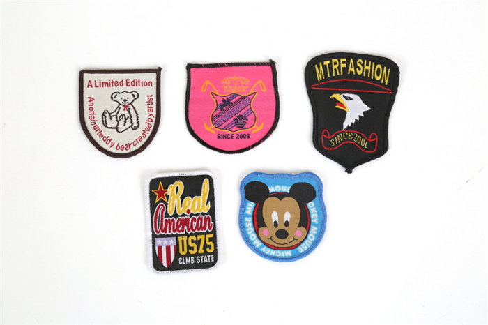 Covered edge woven lable Cartoon cloth sticker Covered edge woven lable Cartoon cloth sticker