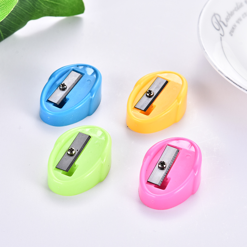 Student penguin pencil sharpener Creative simple cartoon series pencil sharpener children manual stationery Student penguin pencil sharpener Creative simple cartoon series pencil sharpener children manual stationery