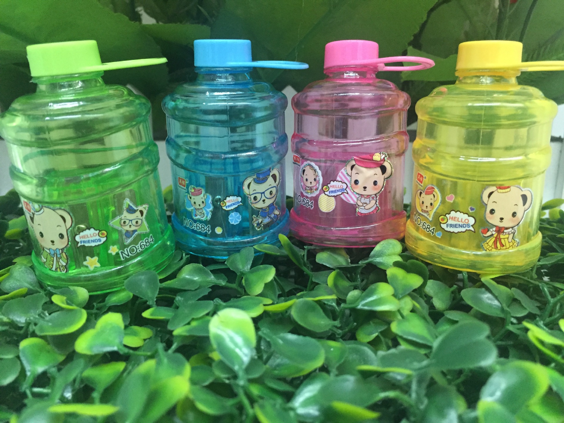 Cartoon watercooler shaped pencil sharpener creative single-hole plastic pencil sharpener Cartoon watercooler shaped pencil sharpener creative single-hole plastic pencil sharpener