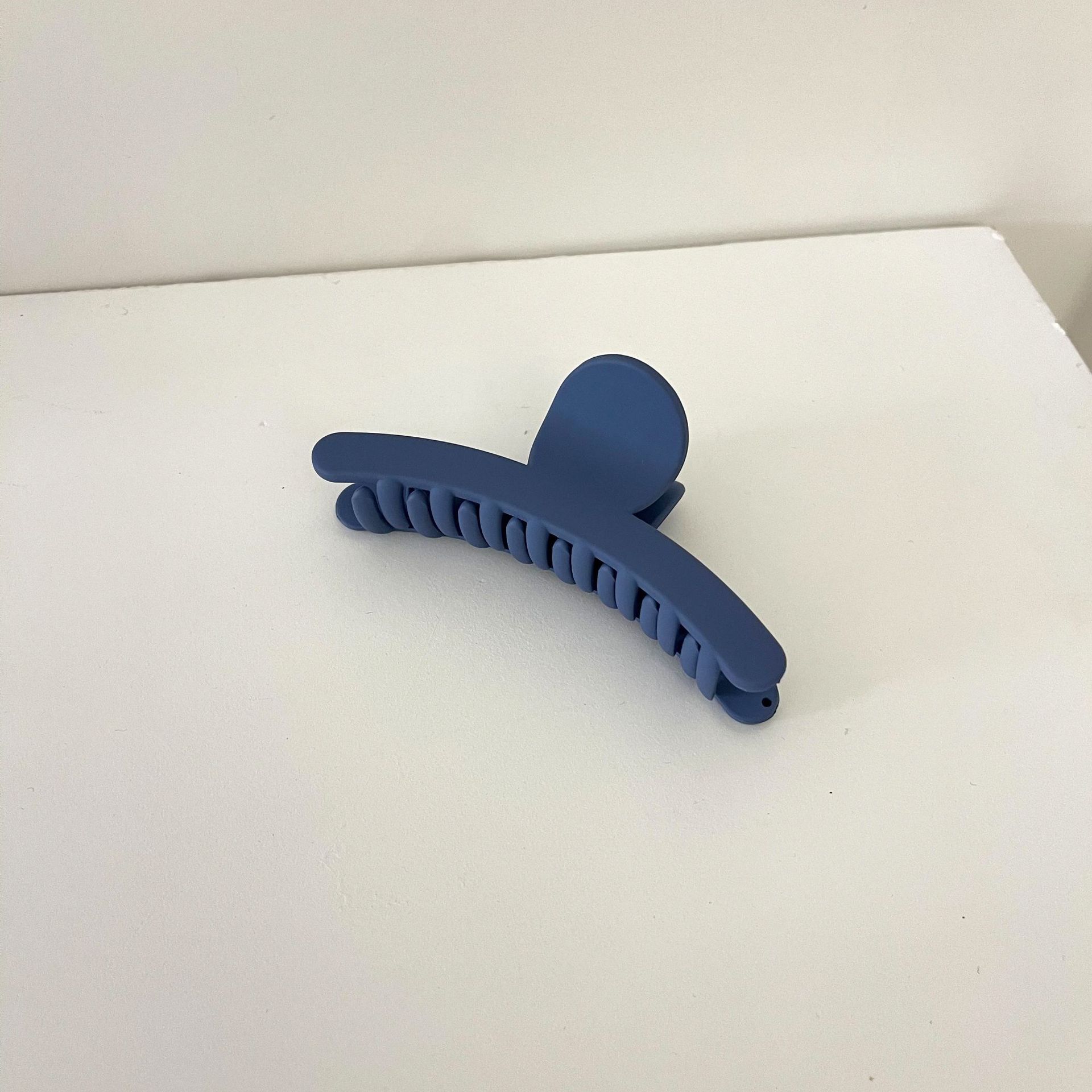 Cream Color Grip Ins Simple All-Match Hair Claw Sweet Internet Celebrity Palette Hair Clip Back Hairpin Hair Accessories Cream Color Grip Ins Simple All-Match Hair Claw Sweet Internet Celebrity Palette Hair Clip Back Hairpin Hair Accessories
