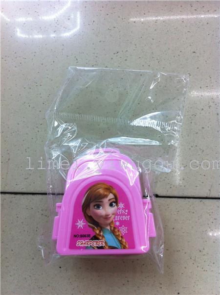 Princess Elsa backpack pencil sharpener double bag pencil sharpener manual realistic modeling with pencil sharpener Princess Elsa backpack pencil sharpener double bag pencil sharpener manual realistic modeling with pencil sharpener