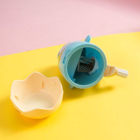 Dongyang Stationery DY-8412 Korean Cartoon little chicken egg student Stationery Automatic pencil sharpener