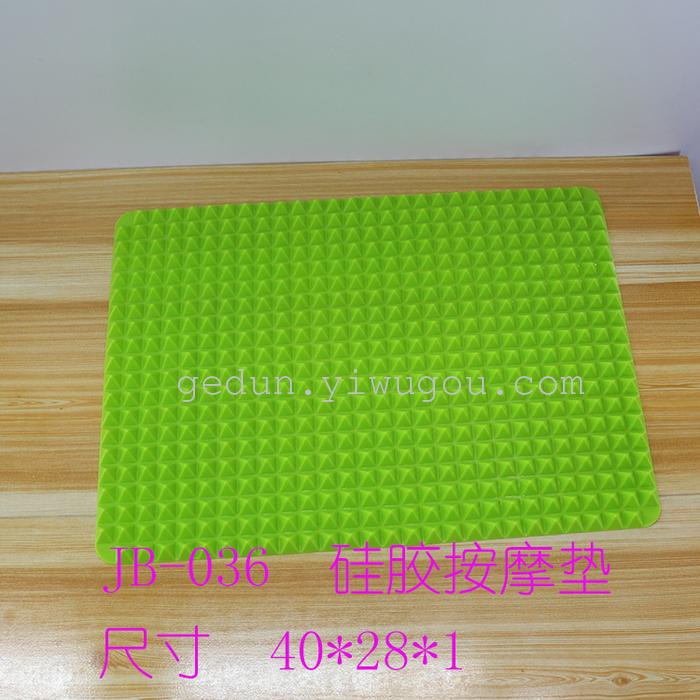 Explosion, thickened 85g waterproof table mat silicone honeycomb heat insulation pad Explosion, thickened 85g waterproof table mat silicone honeycomb heat insulation pad