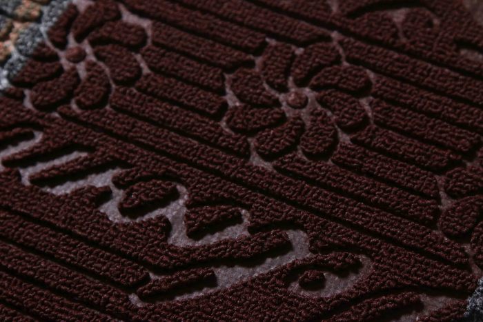 Lap down the high and low circle of carpet anti slip water into the front floor mat aisle carpet Lap down the high and low circle of carpet anti slip water into the front floor mat aisle carpet