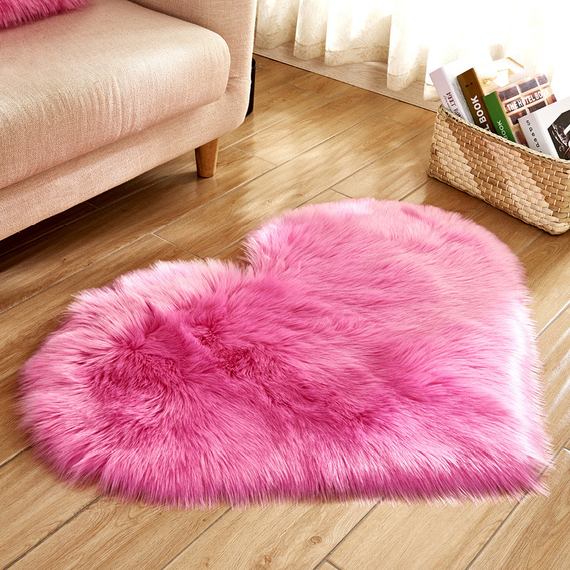 New Supply Wool-like Carpet Home Decoration Living Room Sofa Thickened Heart-Shaped Creative Plush Customized Floor Mat