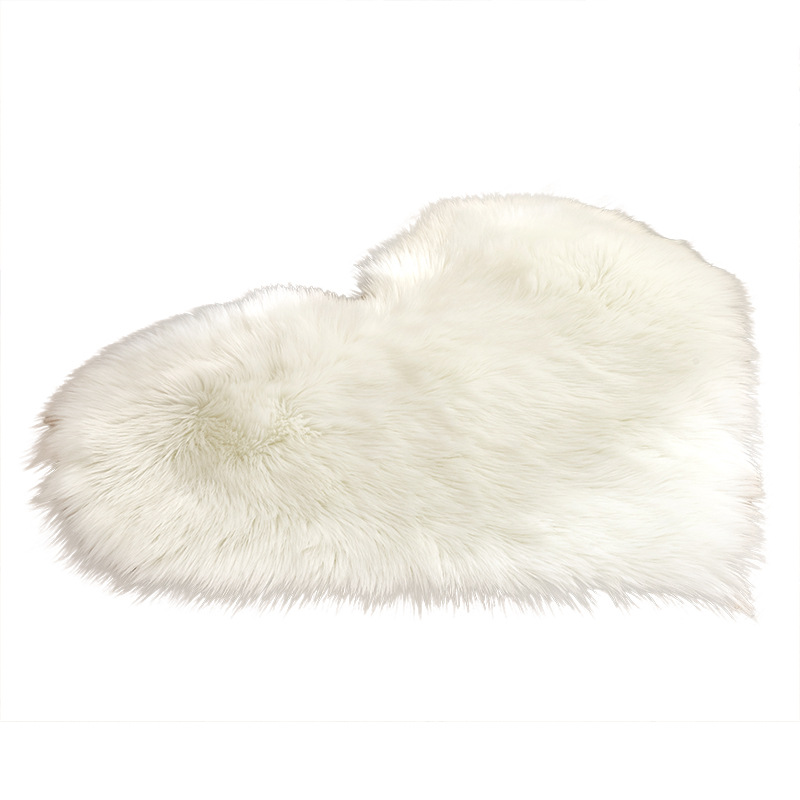 New Supply Wool-like Carpet Home Decoration Living Room Sofa Thickened Heart-Shaped Creative Plush Customized Floor Mat