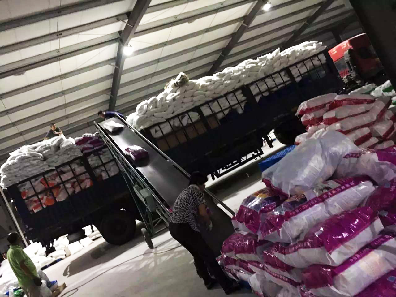 Bulk washing powder detergent blue white powder Bulk washing powder detergent blue white powder