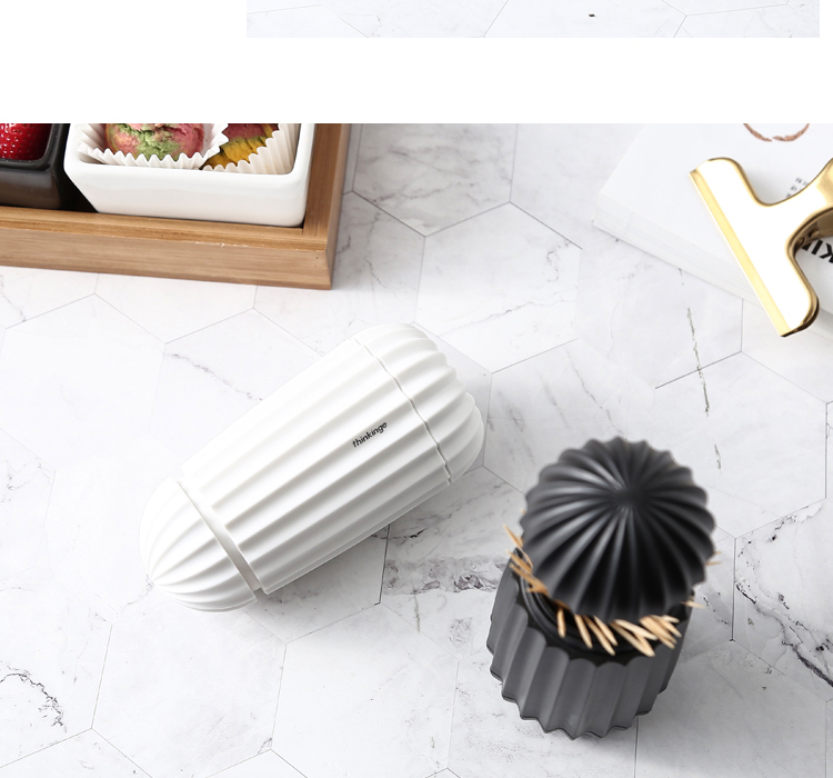 Nordic Ins Livingroom Toothpick Holder Portable Plastic Toothpick Holder Hand Pressure Automatic Toothpick Bottle Creative Toothpick Box Nordic Ins Livingroom Toothpick Holder Portable Plastic Toothpick Holder Hand Pressure Automatic Toothpick Bottle Creative Toothpick Box