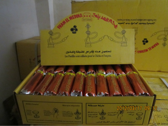 Factory Direct Sales Bamboo Charcoal Charcoal Coconut Shell Charcoal Barbecue Carbon Hookah Charcoal Incense Charcoal