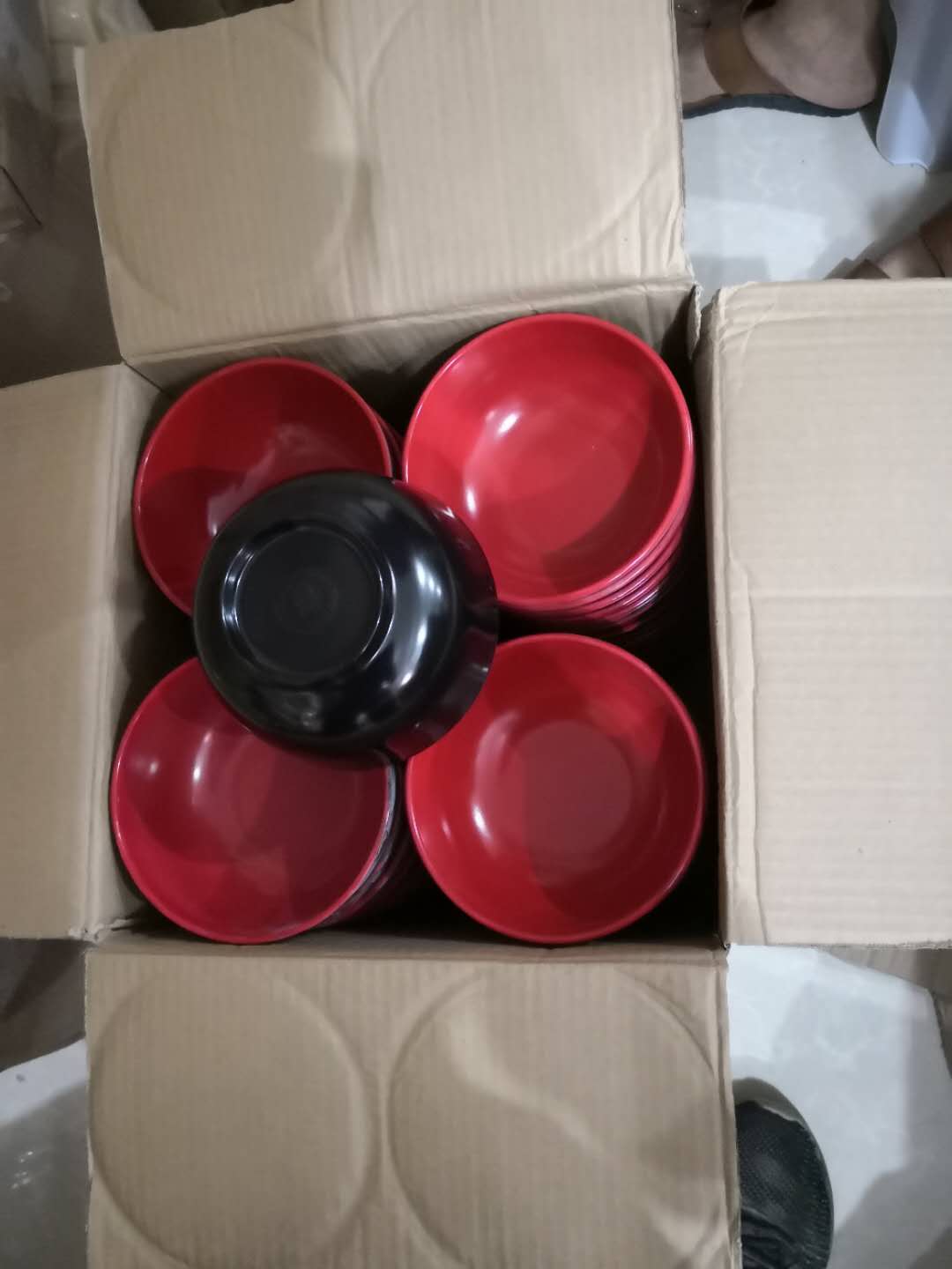 Mylamine tableware, Mylamine tray, Mylamine red and black bowl Mylamine bowl long square tray sold by ton Mylamine tableware, Mylamine tray, Mylamine red and black bowl Mylamine bowl long square tray sold by ton