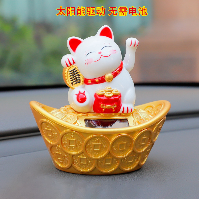 Japanese Ingot Solar Waving Paws Fortune Cat Wholesale Home Fortune Waving Cat Car Decoration New Year Gift