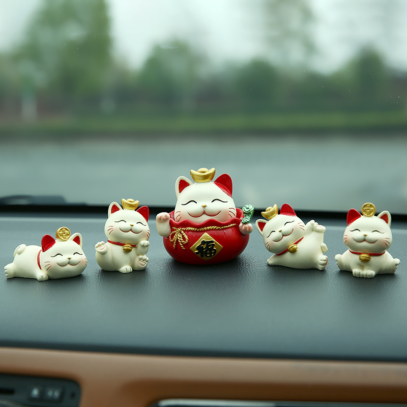 Office Home Decoration New Store Opening Creative Fortune Cat Small Car Center Console Decoration Nordic Blind Box