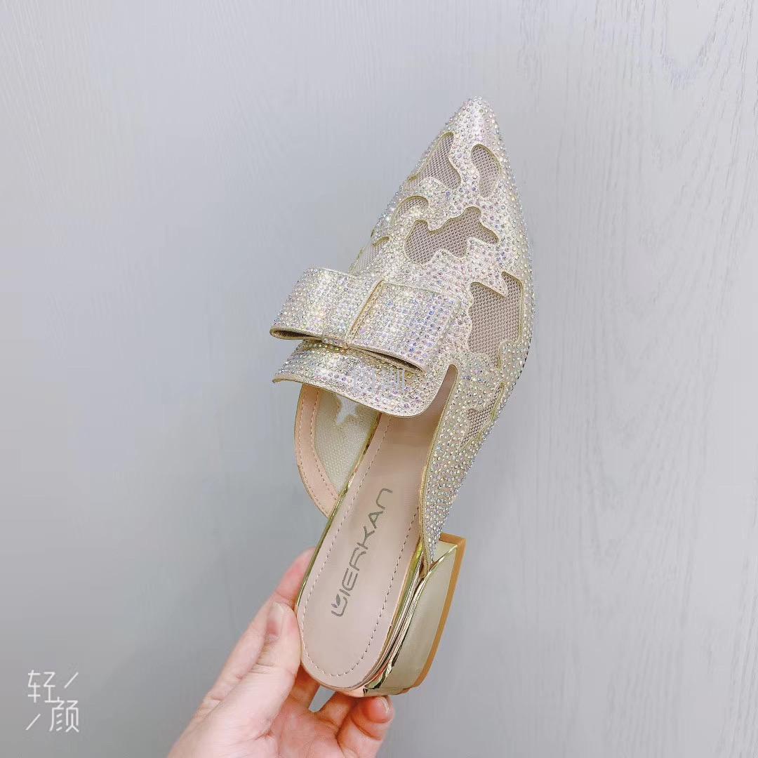 New summer style half - hold single shoe half - pack toe point flip-flop women wear a fashionable middle - heel slipper New summer style half - hold single shoe half - pack toe point flip-flop women wear a fashionable middle - heel slipper