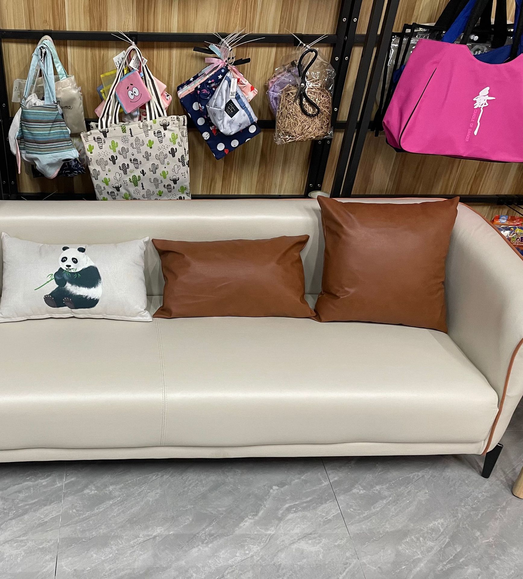 Retro Affordable Luxury PU Leather Pillow Model Room Pillow Office Lumbar Pillow Bedside Cushion Sofa Pillow Cases with Core