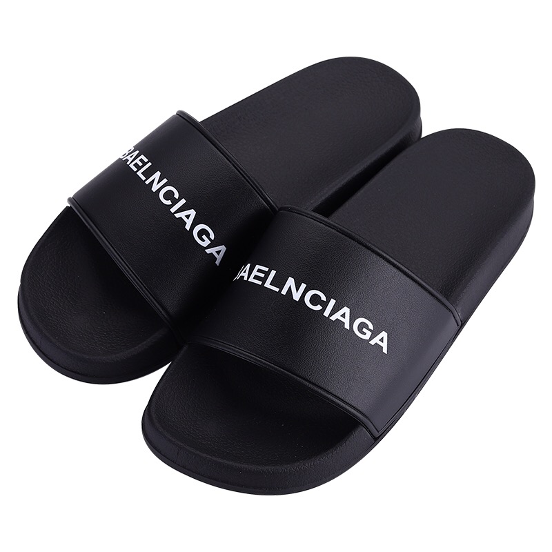 New Men's Single-Strap Slipper Men's Korean Version Fashion Fashion Cool Beach Shoes Men's Casual Non-Slip Slippers New Men's Single-Strap Slipper Men's Korean Version Fashion Fashion Cool Beach Shoes Men's Casual Non-Slip Slippers