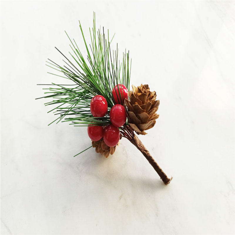Christmas Decoration Bouquet DIY Garland Christmas Tree Matching Holiday Window Bar Scene Artificial Pine Cones Accessories