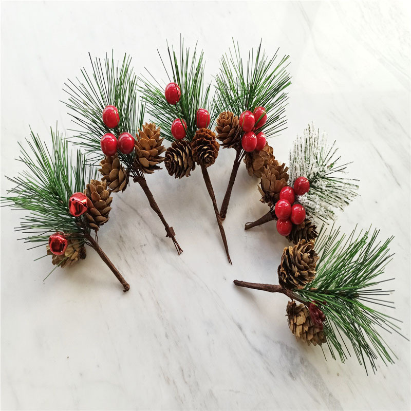 Christmas Decoration Bouquet DIY Garland Christmas Tree Matching Holiday Window Bar Scene Artificial Pine Cones Accessories