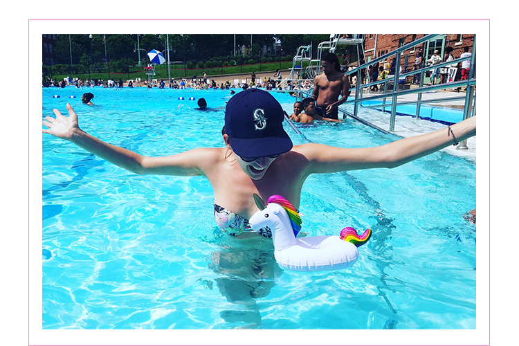 Unicorn Flamingo Cup-holders are a hot spot on Instagram and amazon for inflatable water coaster drinks