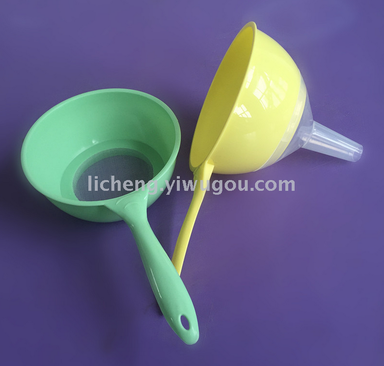 Plastic rice flour sieve strainer spoon noodle colander strainer Plastic rice flour sieve strainer spoon noodle colander strainer