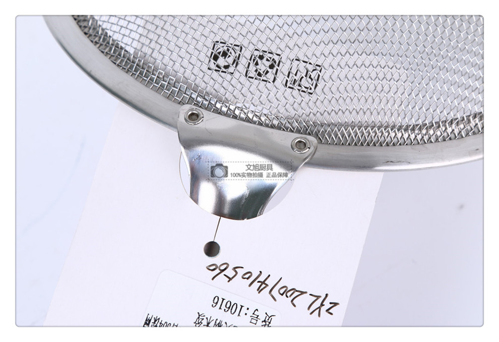 Stainless Steel Punching Colander Noodles Strainer Scoop up Dumplings Strainer Frying Filter Leakage Punching Rice Noodle Skimmer Stainless Steel Punching Colander Noodles Strainer Scoop up Dumplings Strainer Frying Filter Leakage Punching Rice Noodle Skimmer