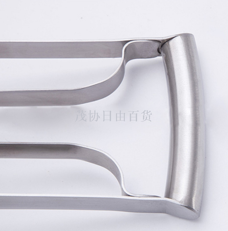 Stainless steel pineapple carver pineapple knife peeler pineapple coring and core-cutting pineapple paring knife