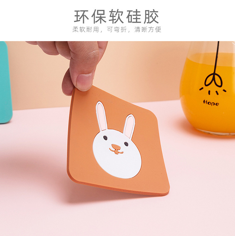 Creative Style Cartoon Non-Slip Placemat Anti-Scald Spot Soft PVC Cup Mat Heat Insulation Silica Gel Pad in Stock Wholesale