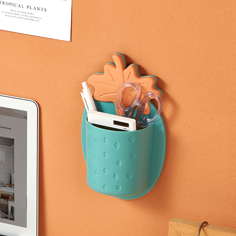 Punch-Free Wall-Mounted Strawberry Storage Rack Cute Pp Simple Shelf Hollow Bathroom Makeup Brush Storage Rack Wholesale