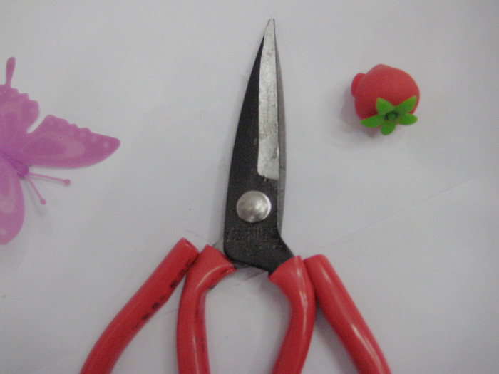 Factory direct KW-A1 civilian scissors cut the fabric leather trim red sleeve sewing scissors nail Factory direct KW-A1 civilian scissors cut the fabric leather trim red sleeve sewing scissors nail